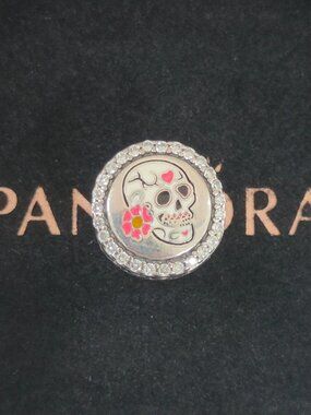 Pandora Day of the Dead Sugar Skull Charm Bead Travel Pendant Button with box